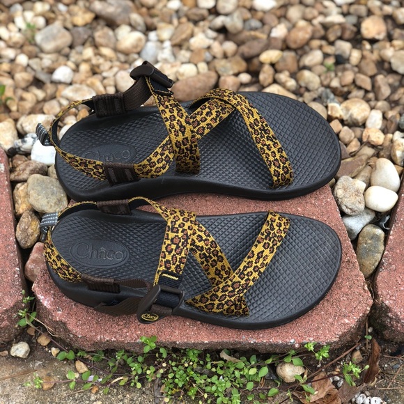 leopard chacos size 8